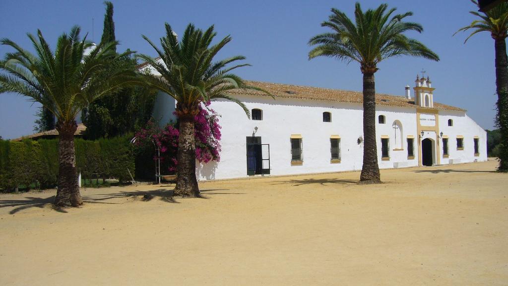 فندق Hacienda La Indiana لوس بالاسيوس ي فيلافرانكه المظهر الخارجي الصورة