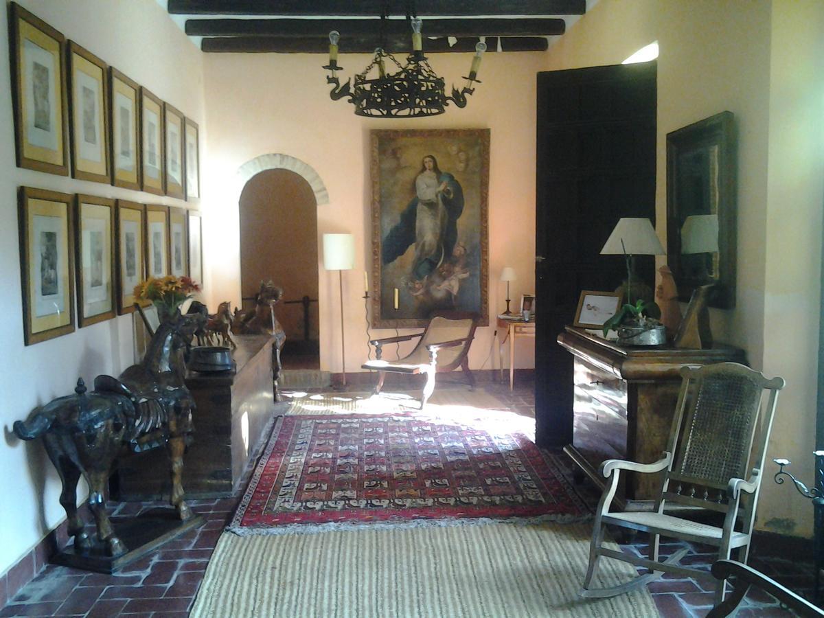 فندق Hacienda La Indiana لوس بالاسيوس ي فيلافرانكه المظهر الخارجي الصورة